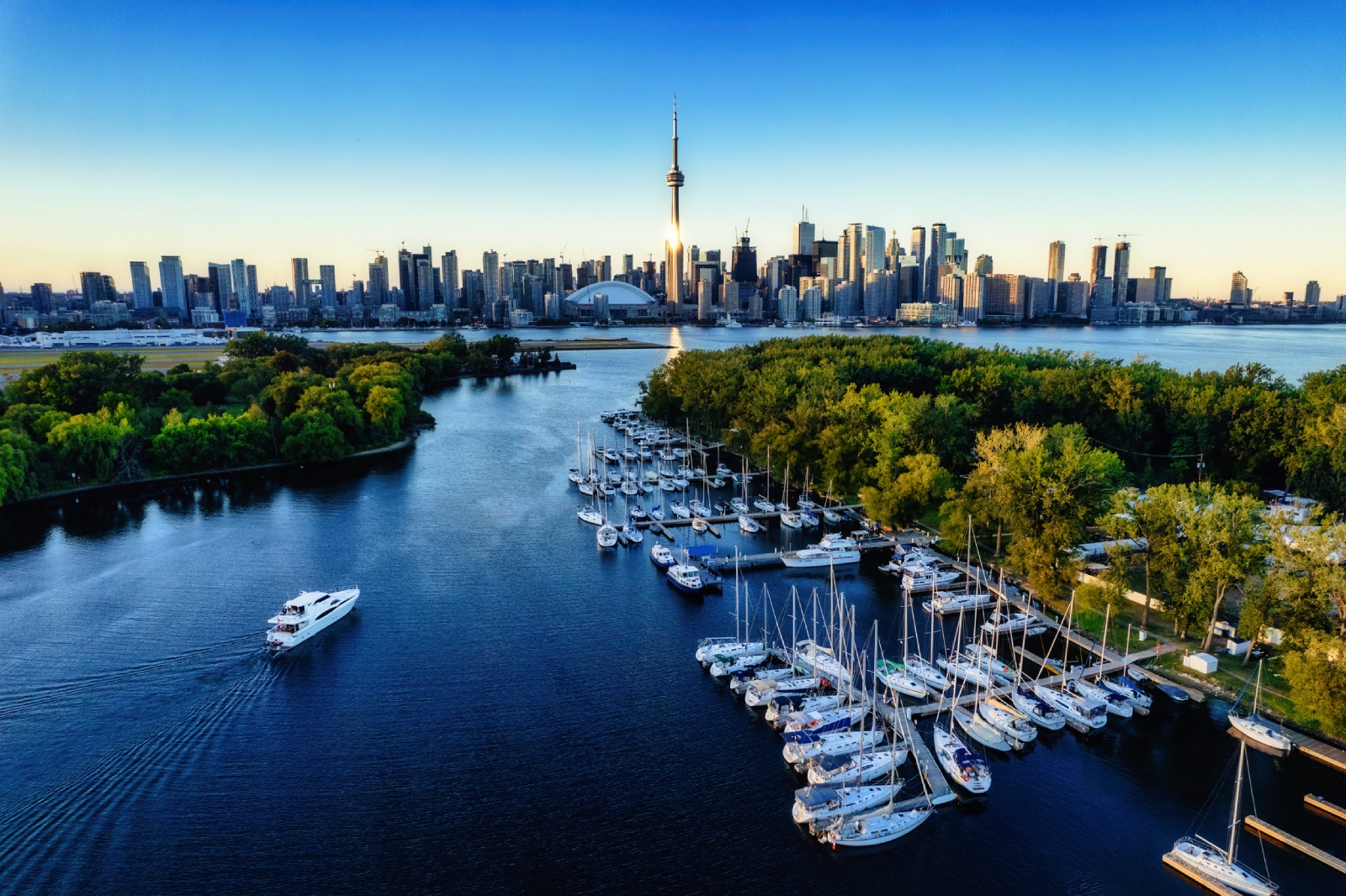 Island Yacht Club marina with Toronto skyline beyond